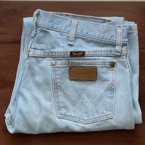 Almost brand new bleach colored men’s Wrangler’s